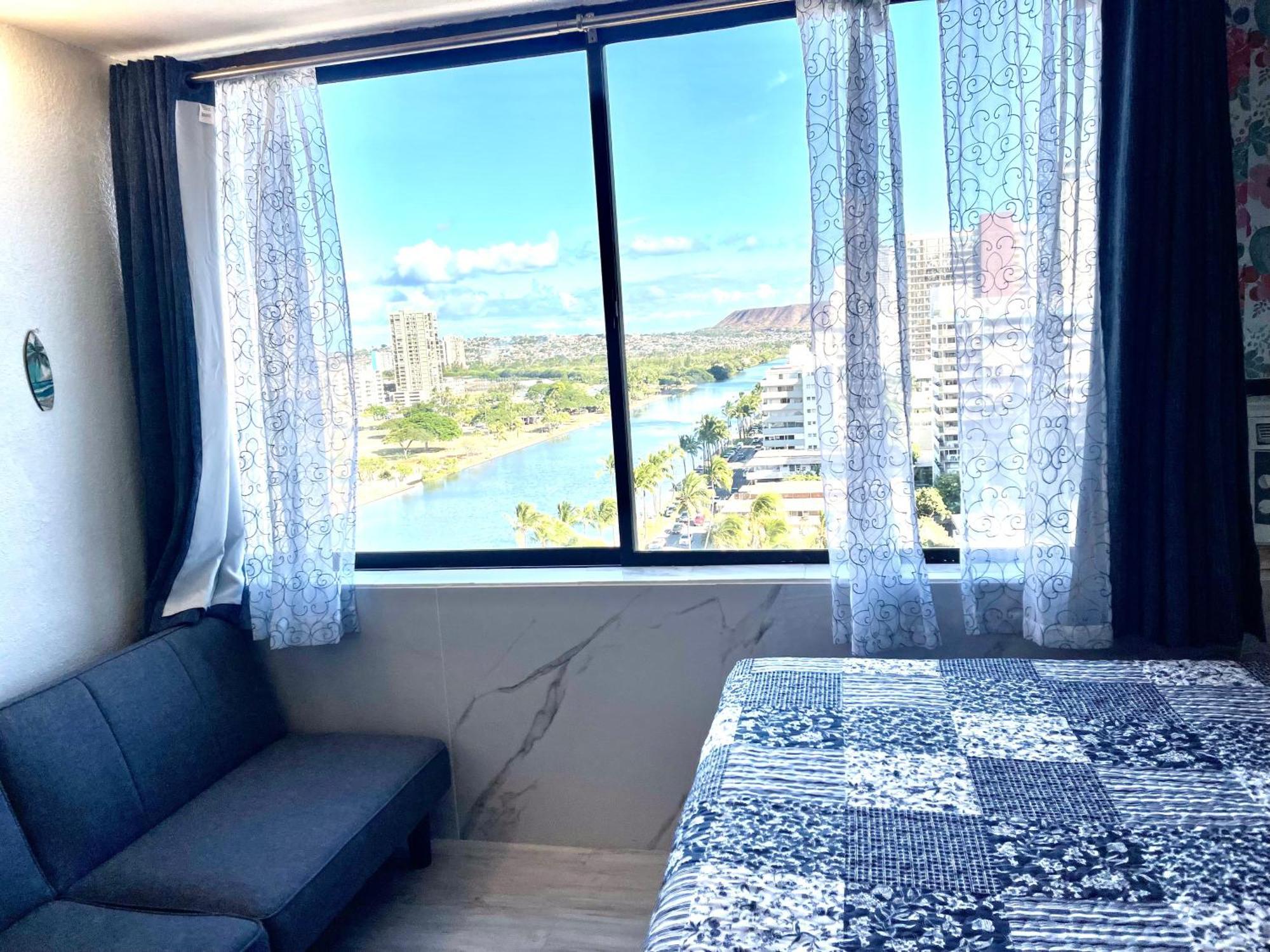 Diamond, Ocean, And Canal View Affordable Family House7Person Honolulu Extérieur photo